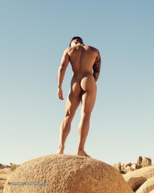 Damn-Hes-Hot:damn He’s Hot!  Follow For Multiple Daily Pics Of Nothing But Hot