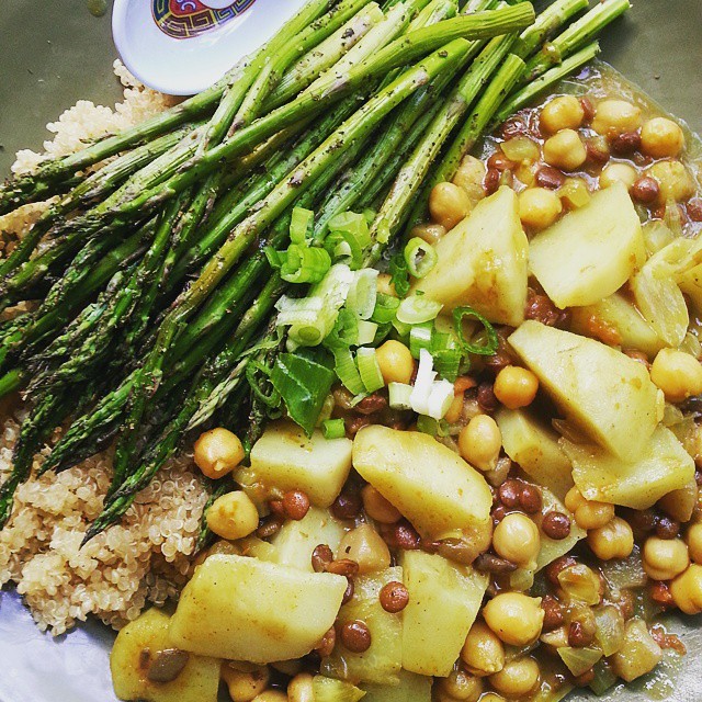 itssheenamae:  Sunday Vegan Feast! Quinoa cooked with homemade stock for more flavor,