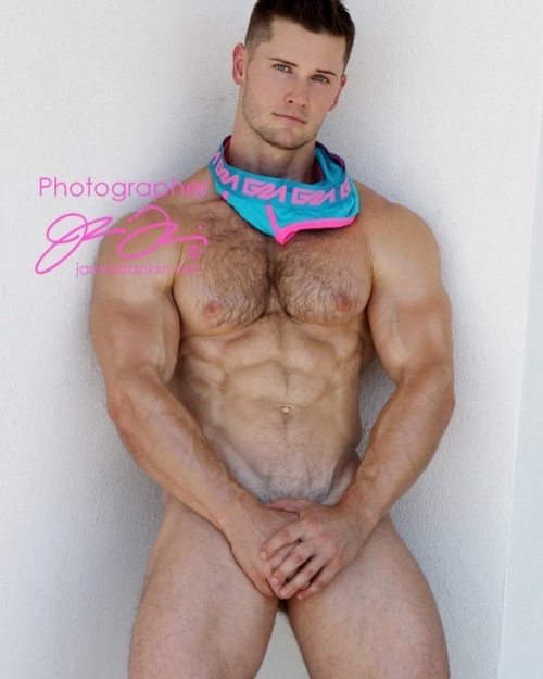 userguy29:Max DenisovIG: @iammaxdenisov