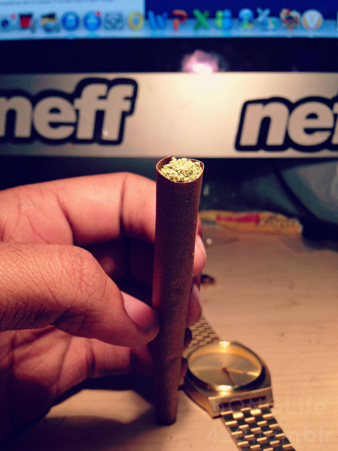 bonglife420:  Rolled a blunt today  