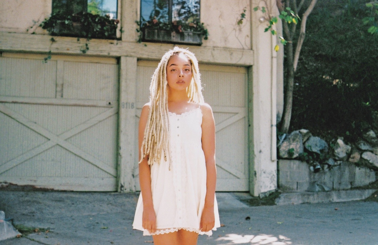 lickmyeyeballsss:  Teisha #35mm  Shot by, Andrew Quesada