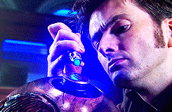 weeping-who-girl:  The Twelve Davids of Christmas Part 2 (3/12)  Ten Davids Sonic-ing