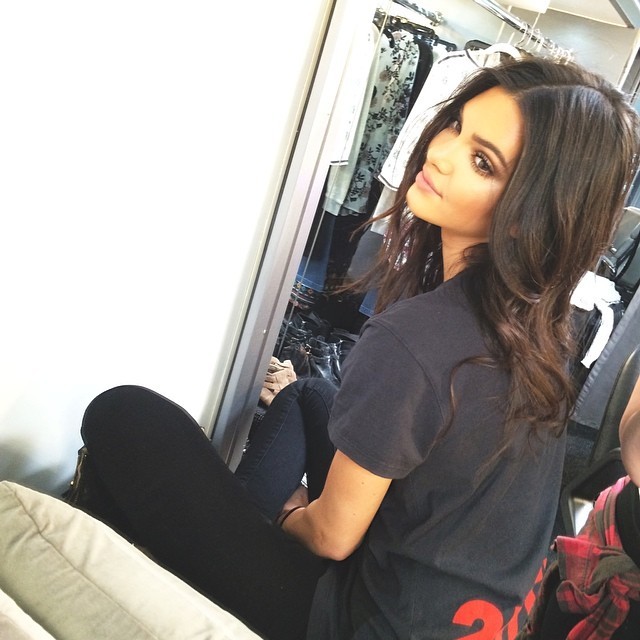 violentmovement:Kendall Jenner