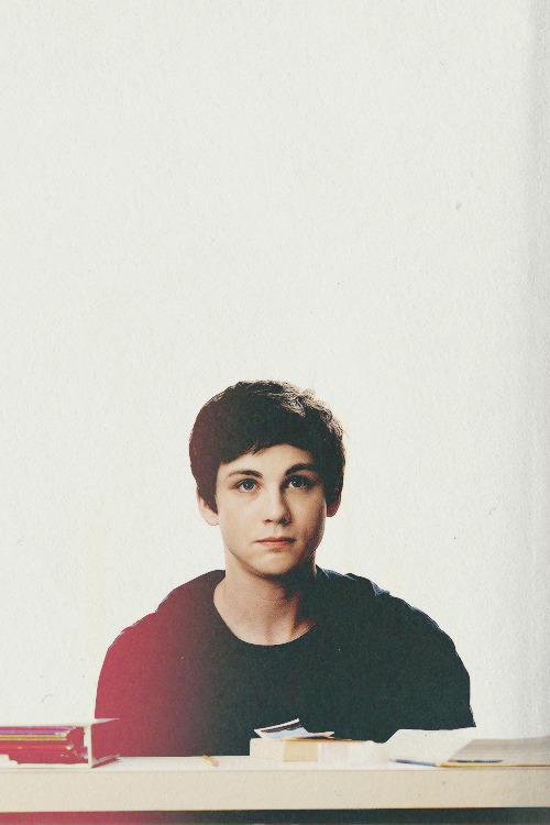 movedtogrimecarl-deactivated201:  So, this is my life. And I want you to know that I am both happy and sad and I’m still trying to figure out how that could be.                   