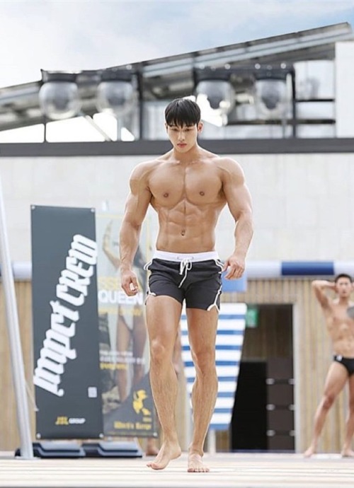 Sex shreddedobsession:Woo Sung Hak pictures