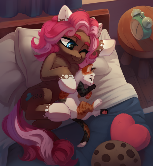 pink-pone:early morning cuddles with your