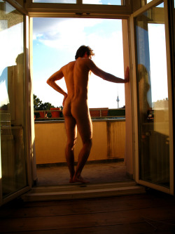 Les hommes naturistes