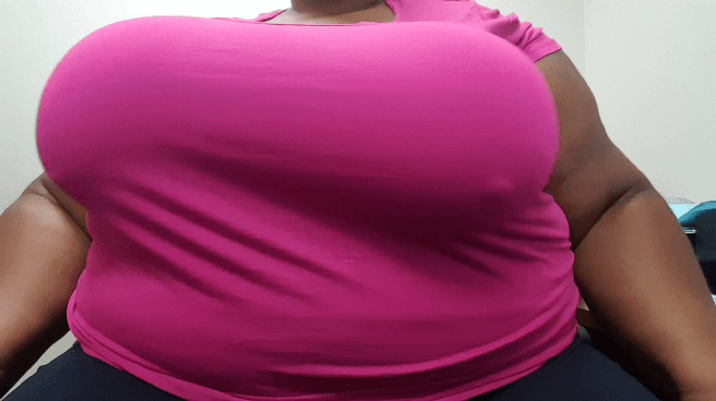 bbwlatina-love:  A little fun at work for lunch 💋💋