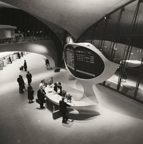 furtho:  The Trans World Airlines terminal at the International Airport - later JFK - New York, 1956 (via Lemurs)  OLD NEW YORK
