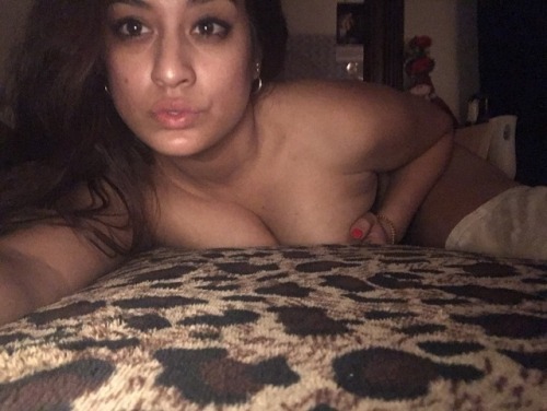 pussyconnoisseur6996:  Lovely Redbone 