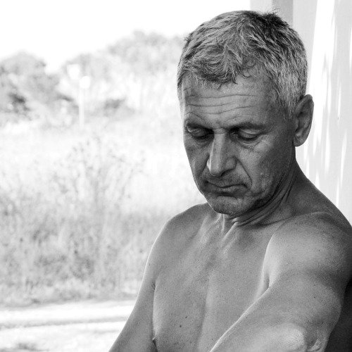 https://older-men-lover.tumblr.com/post/180528621387