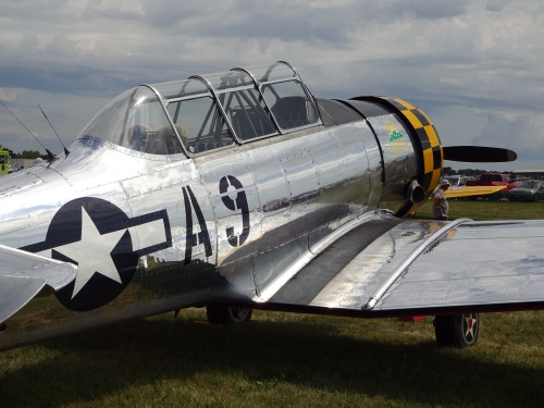 Love a well cared for T-6. Oshkosh 2016.