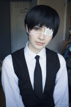 criedwolves:  a proper test for kuro kaneki since i have the eyeshade now! 