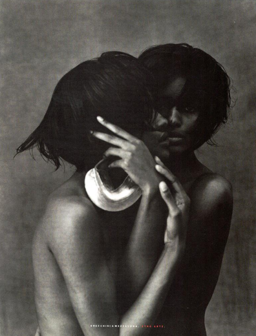saloandseverine:Vogue Italia June 1989, AfricaLana Ogilvie & Tara Yobit Abate by Fabrizio Ferri