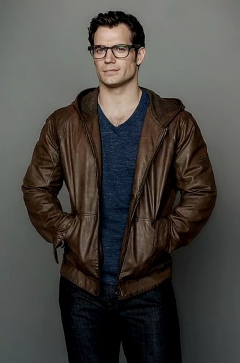 henrycavillworld:  Clark Kent / Superman photoshoot  from DC Extended Universe 