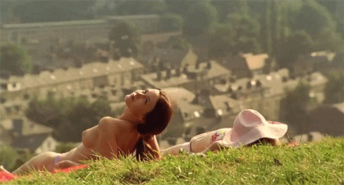 nude–celebrities:Emily Blunt Topless