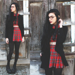 lookbookdotnu:Red tartan (by Holynights Claudia)