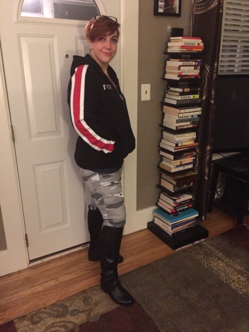 Me being a total cheese ball and getting super hyped for NYC Comic-Con! Still working on my fancy N7