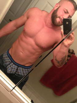 Jakesmonstersnake:  Guysthatgetmehard:  Plaid Briefs And An Iphone   Follow Me  Something