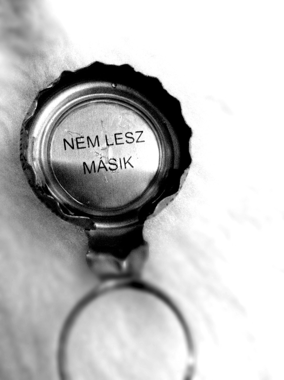 nincs-mas-hatra-mint-elore:  kaarrrmaa:  mert nem akarod, hogy legyen…  Mert ő