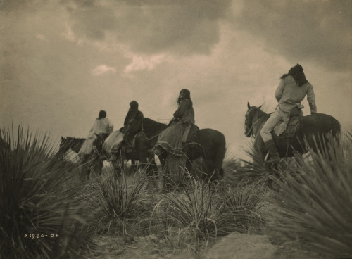 Before the StormEdward S. Curtis (American; 1868–1952)1906PhotogravureLibrary of Congress, Prints an