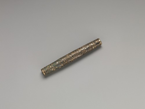 korean-art: Needle Case and BobbinGoryeo dynastyFrom the Metropolitan Museum of Art.