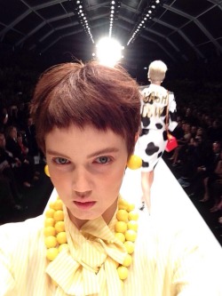 rfasmions:  Lindsey taking a selfie whilst walking on the Moschino catwalk. Iconic. 