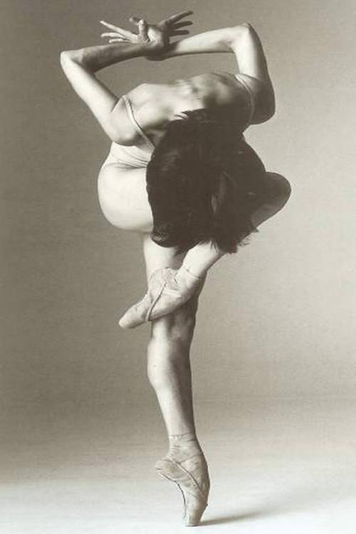 accras:Sylvie GuillemPerfect from head to toe