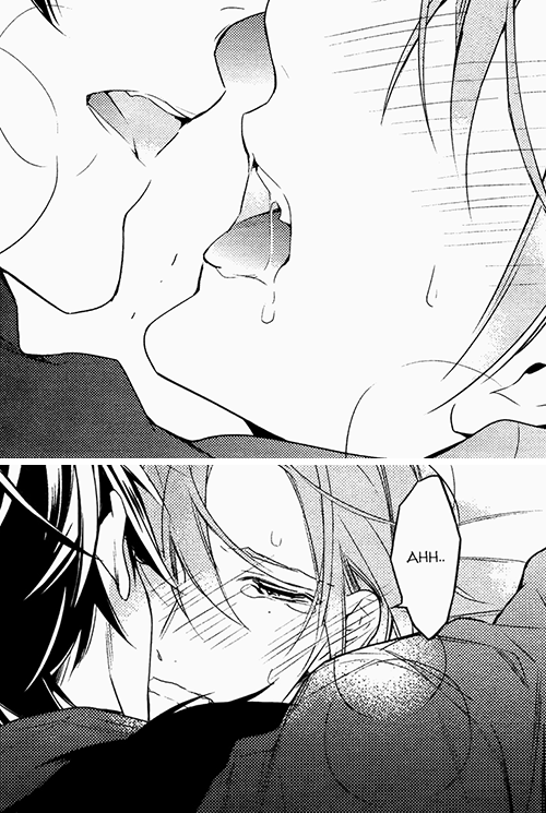 Edi's reading yaoi
