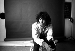  Jim Morrison photographed by Guy Webster