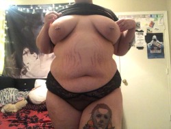 whorrorable:  In luv with my big hips