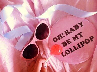 yesiamhisgoddess:  I love Lollipops Daddy shesmygoddess