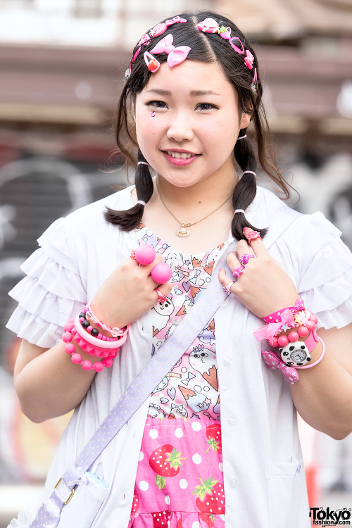 Always fun and colorful Japanese high school student Tsunamayo Milk on the street in Harajuku wearin