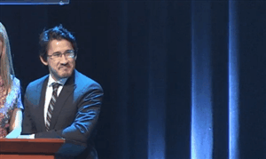 tinyblogtim:  Markiplier conducting the audience like a symphony orchestra.SXSW Gaming