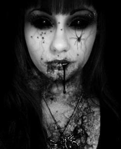 mysteriouskid:  Spooky Spider Girl