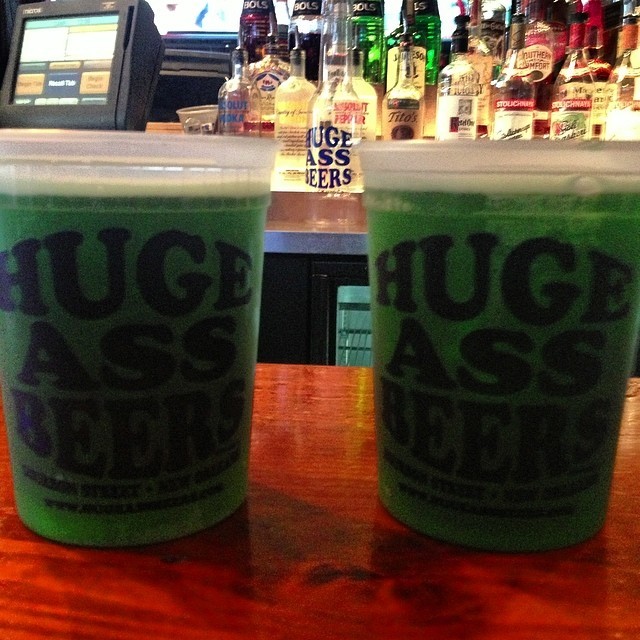 #hugeassbeer (at HUGE ASS BEERS)