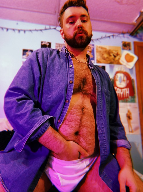 bongwaterfleets:i&rsquo;m hot. and i want you all to see. 