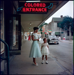 artpedia:  Exhibition: Gordon Parks: Centennial