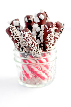 confectionerybliss:  Chocolate Dipped Peppermint