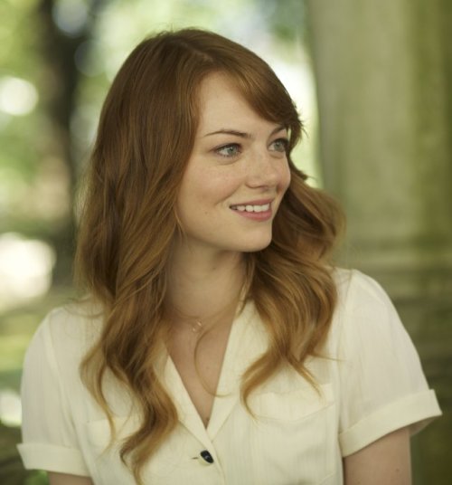 ziomantaz:Even Emma Stone can be surprised… Klasse Sommersprossen