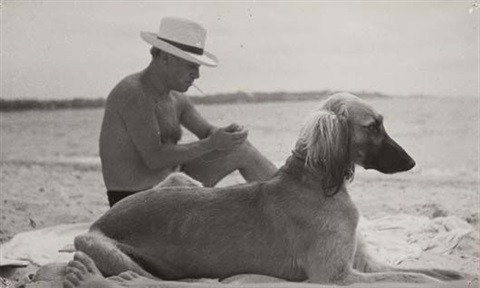 24hoursinthelifeofawoman: Pablo Picasso with Bob, the family’s Pyrenean Mountain dog at Boisge