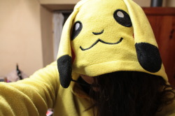 exhale-canon:  idk, it’s not the best pic I’ve taken but I just wanted to update my pics page and show you all my Pikachu hoodie,so.. Sorry. ahahaha