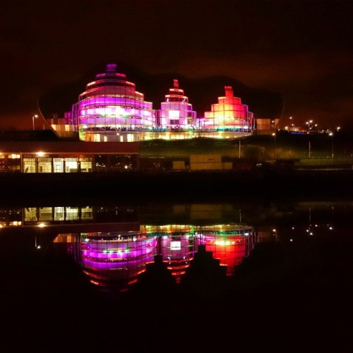 #Sage #Gateshead washed in #light and reflected in the #Tyne at #night