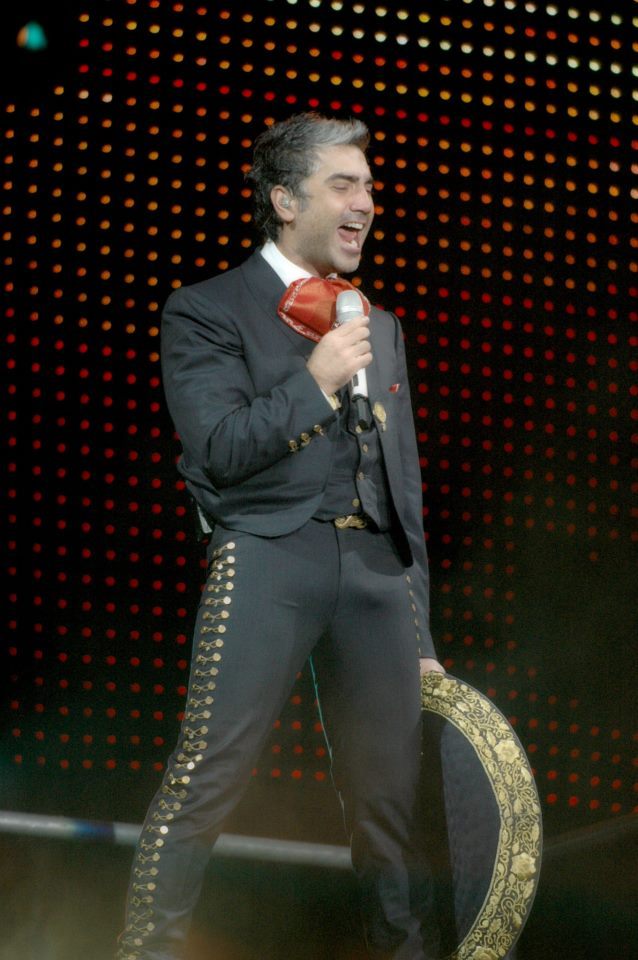 josecarlosmexico:  alejandro fernandez 