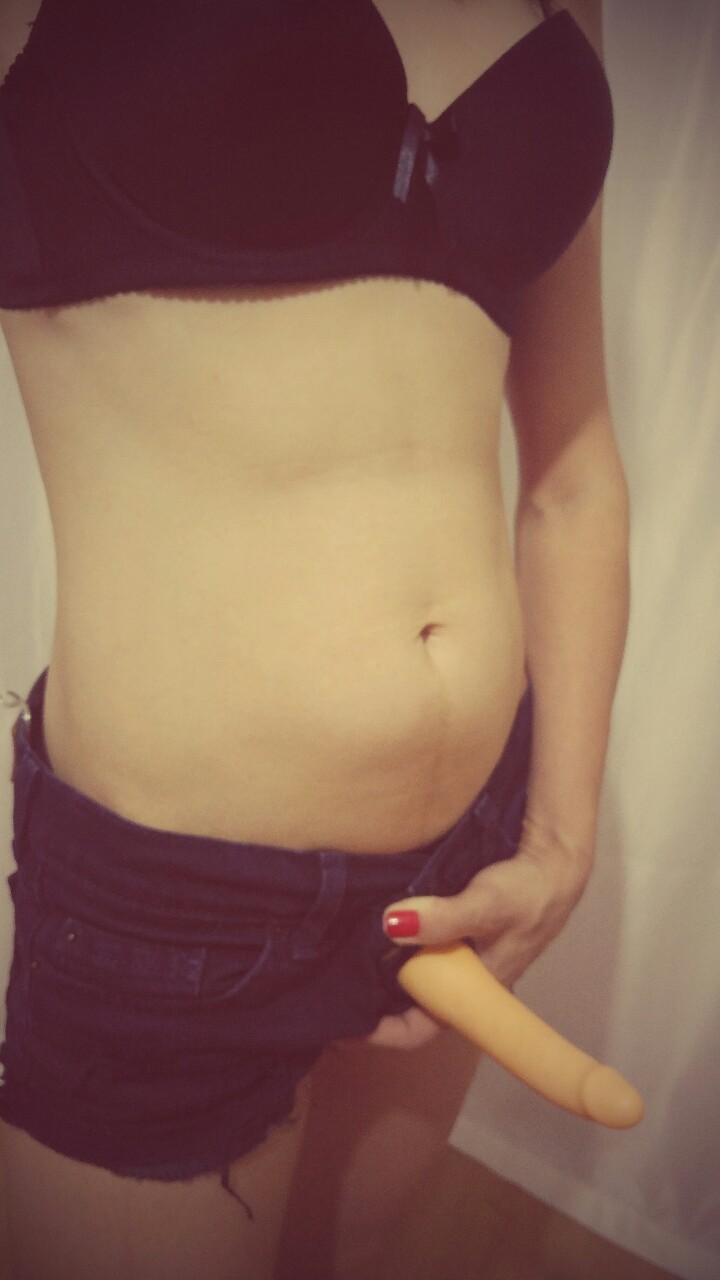 bitch-daddy:  peggingisforlovers:  Sexy strap-on super set.  Powerful women gets
