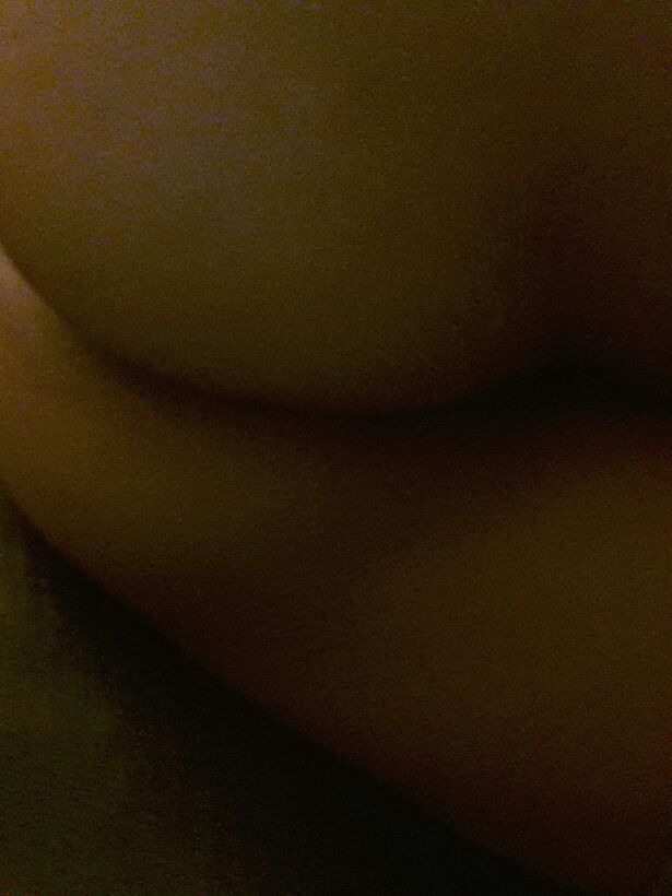 closetmasturbator:   Goodnight butt… Helluva day…. peace out pervs!! Night night!!