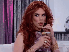 the-curse-of-pepe:  Rupaul clearly said that walking out of the stage like Kennedy did is against the rules (best lip syncs countdown) and guess who walked out of the stage and is still on the race