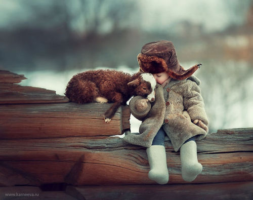 rsx200: Children And Animals Cuddle In Adorable Photoshoots By Elena Karneeva