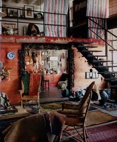 Welcome Dudes!!! This Is My Humble Home Away From Home. Nice Little Visual Tour To Kick Things Off. My