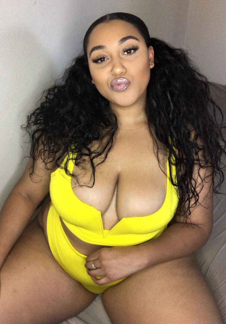 tellietime:   When niggas that slander big girls on the TL hop in ya DMs 😖 